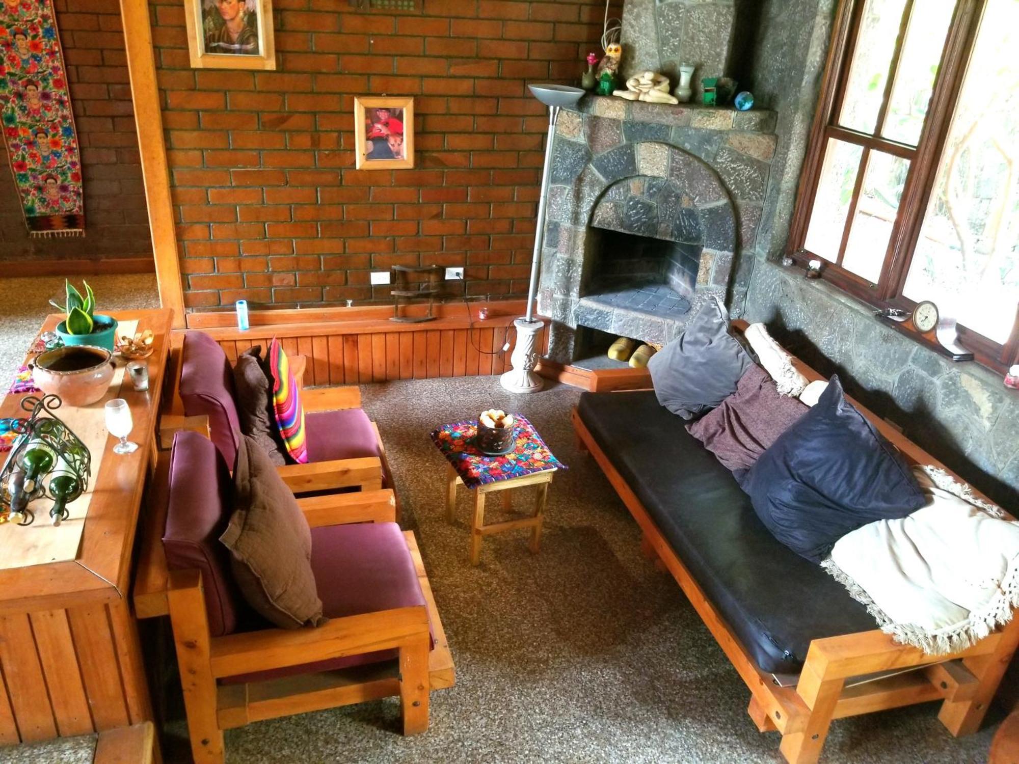 Casa Qatzij - Guest House, Lake Atitlan San Lucas Tolimán Dış mekan fotoğraf